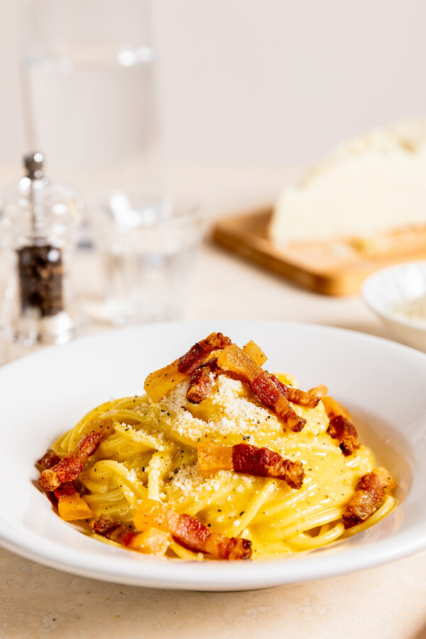 Lezzetli carbonara'nın tadını çıkarın