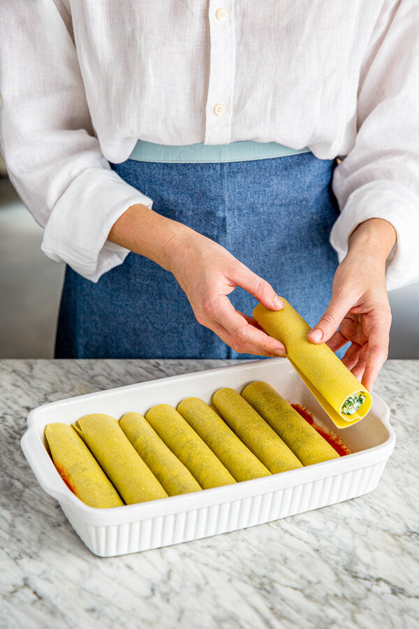 Güveç formunda Cannelloni