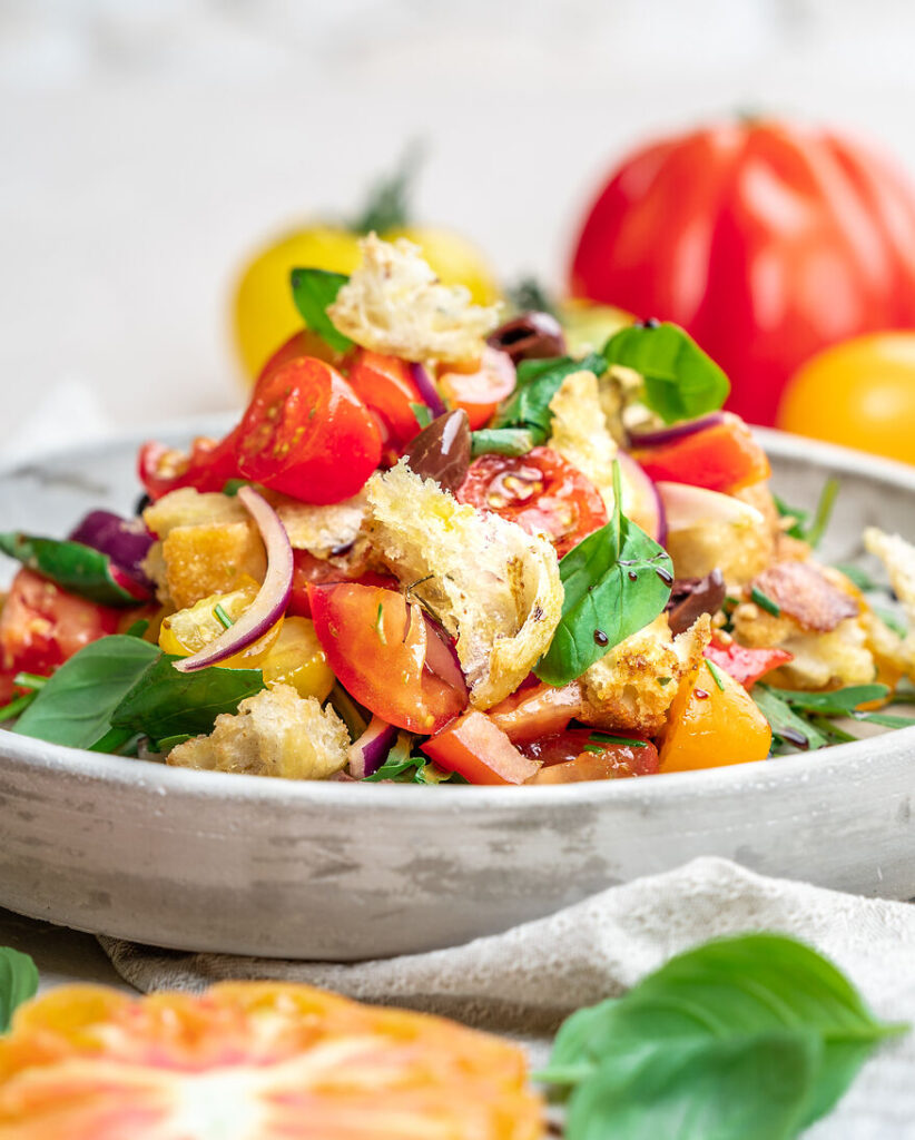 Panzanella'nın kökleri kırsal Toskana mutfağına dayanır.