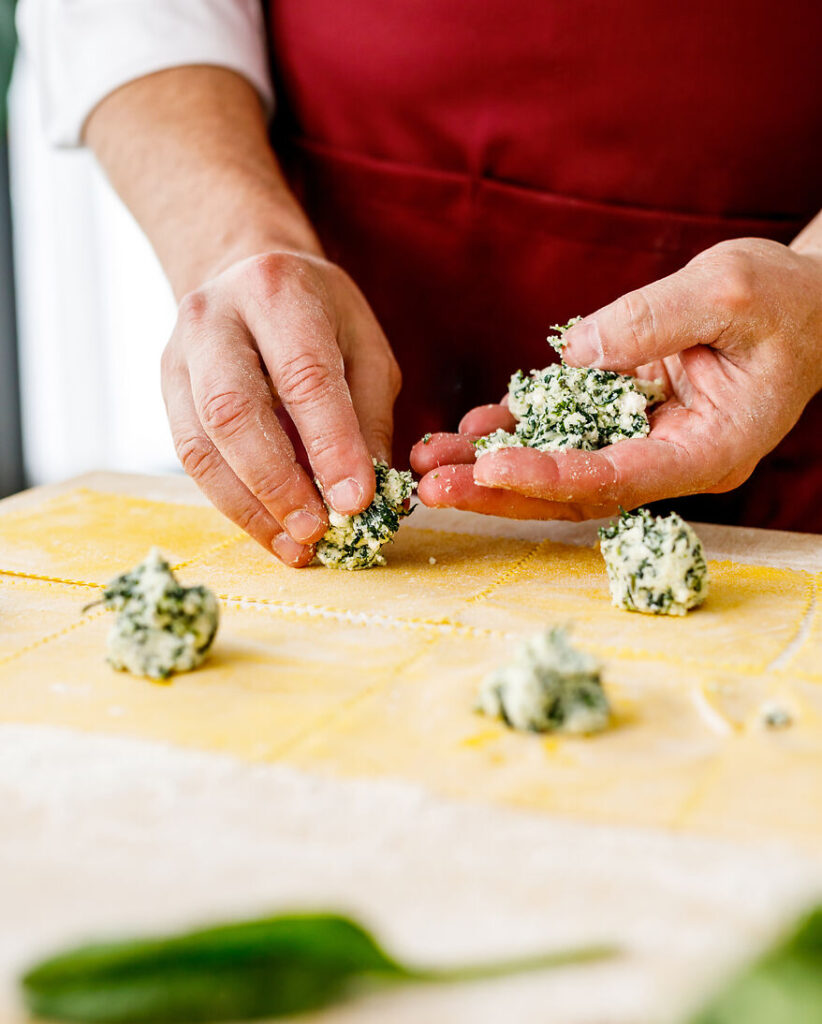 Ricotta ve ıspanaklı tortellini